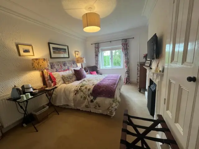 Double Room with Private Bathroom