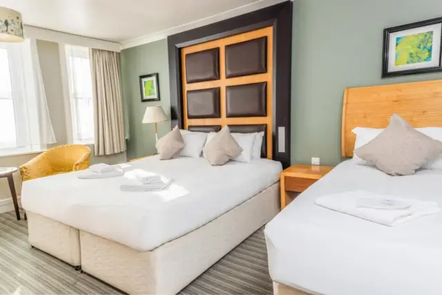 Triple Room with Three Single Beds and Side Sea View - Non-Smoking