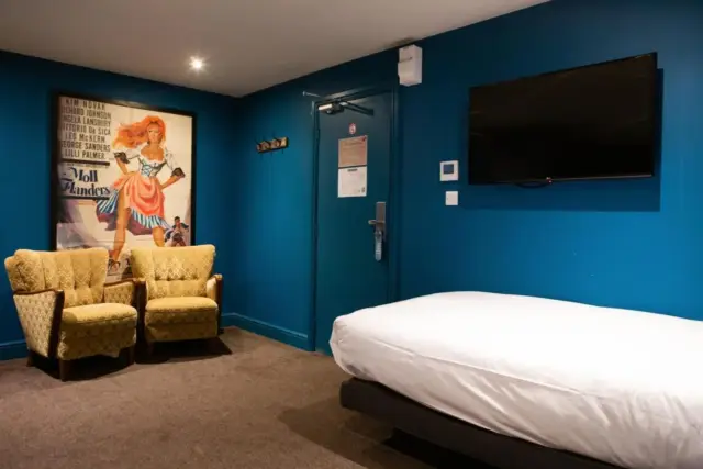 Single Room with Private Bathroom
