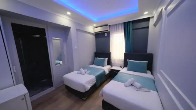 Deluxe İki Yataklı Oda