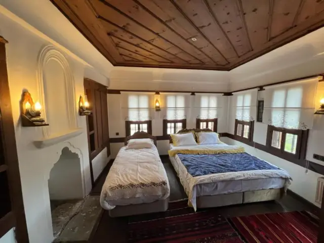 Deluxe Üç Kişilik Oda