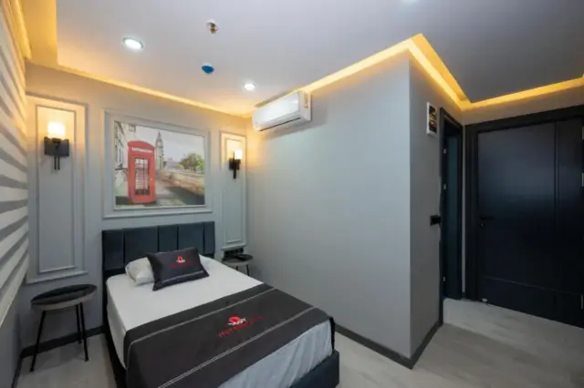 Deluxe Single Room