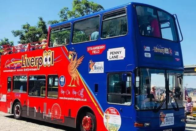 City and Beatles Tour on the Blue Route