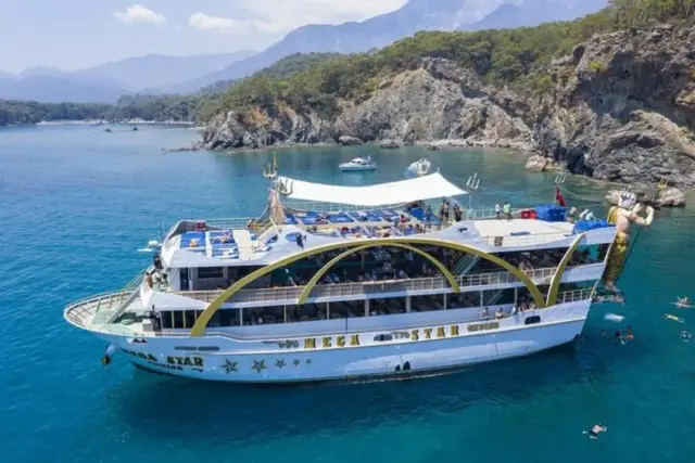 Kemer Tekne Turu: Mega Star ile Phaselis, Cennet ve Kleopatra Koyları