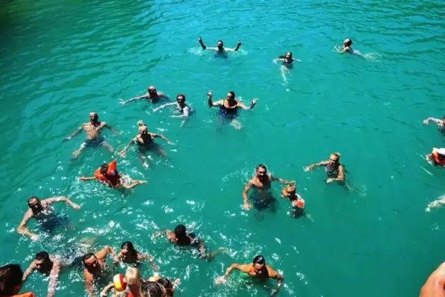Green Canyon: Öğle Yemeği, Şelale ve Tekne Gezisi ile Side Jeep Safari