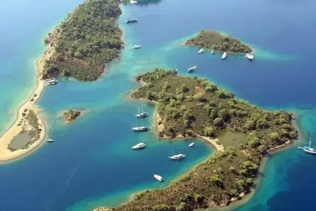 Fethiye 12 Adalar Tekne Turu ve Öğle Yemeği (12 Wysp, 12 островов)