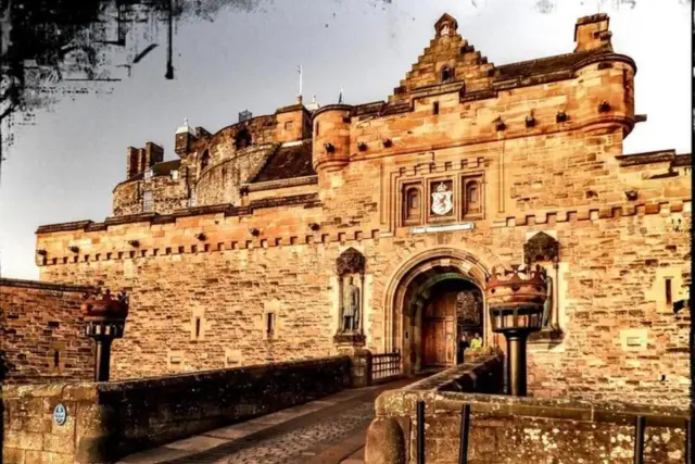 Edinburgh Kalesi Rehberli Tur Biletleri Dahil