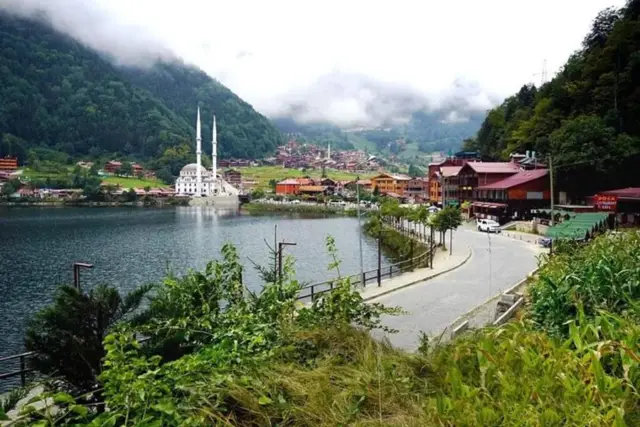 Trabzon’dan Uzungöl’e Tam Gün Özel Tur
