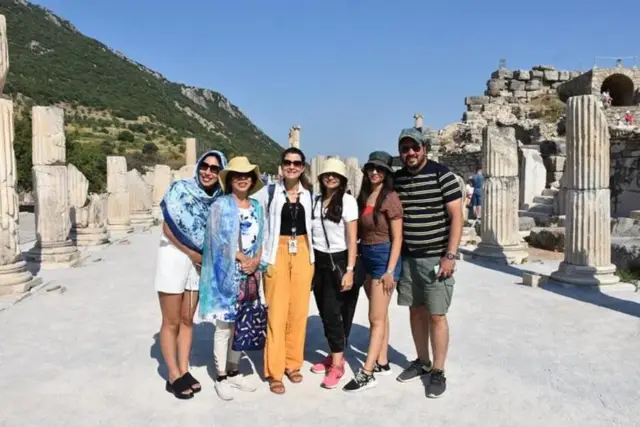 Çeşme veya Alaçatı Otellerinden Özel Efes Turu