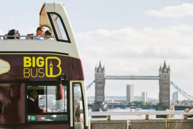 Big Bus Londra Bir Günlük Bilet: Üstü Açık Otobüsle Hop-On Hop-Off