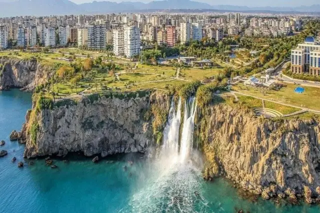 Antalya Şehir Turu Her Şey Dahil: Şelaleler, Kaleiçi ve Tekne Gezisi