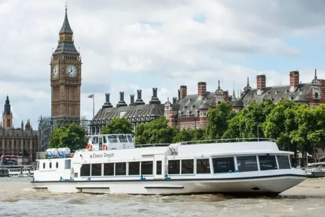 Westminster Greenwich Tekne Turu: Thames’te Canlı Anlatımlı Gezi