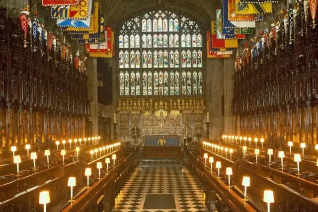 Windsor Kalesi ve St George Şapeli Bileti: Devlet Daireleri ve Multimedya Rehber