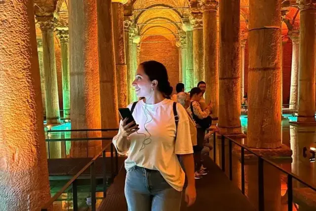 Yerebatan Sarnıcı ve Oryantasyon Turu: Lisanslı Rehberle 20 Dakika
