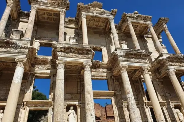 İzmir’den Bütçe Dostu Efes Turu