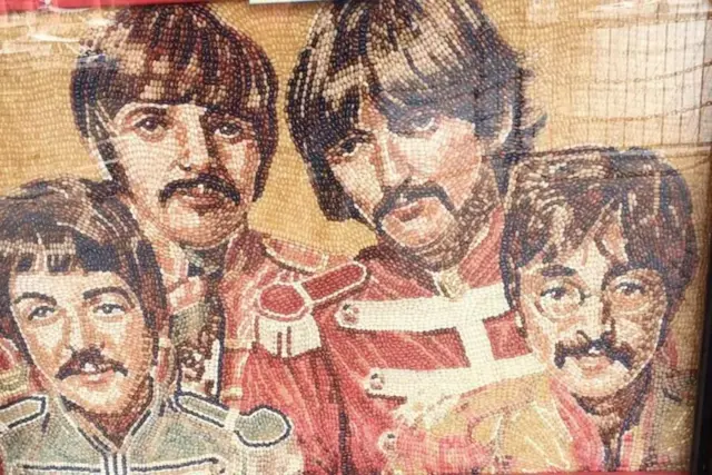 Beatles’ın Ünlü Liverpool Şehrinde Yürüyüş Turu – Küçük Gruplar