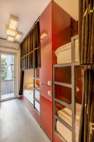 Bed in 6-Bed Dormitory Room