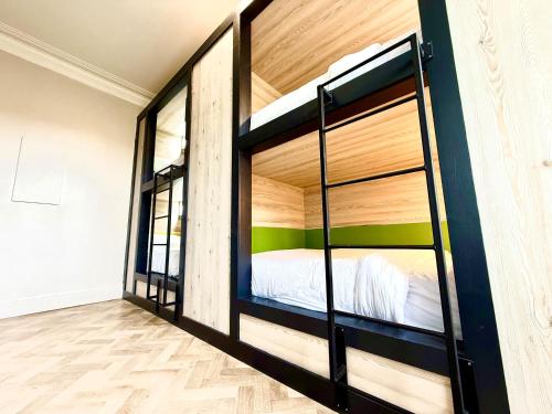 Double bed pod in a 4 bed mixed dorm