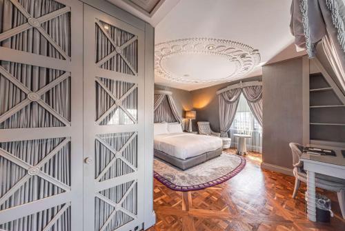 Executive Süit - Deniz Manzaralı + Club Erişimi Ayrıcalıkları