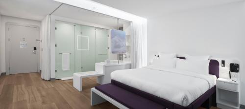 Junior Suite - Mini with Kitchenette