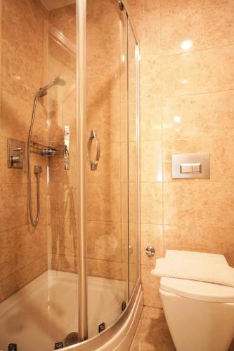 Comfort Triple Room with Shower