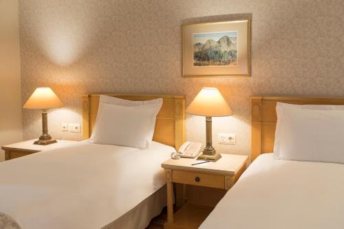 Superior Room with 2 Single Beds